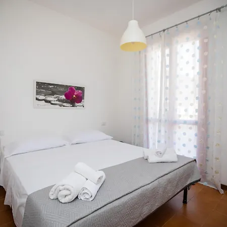 Homidoo Seaway Apartment
